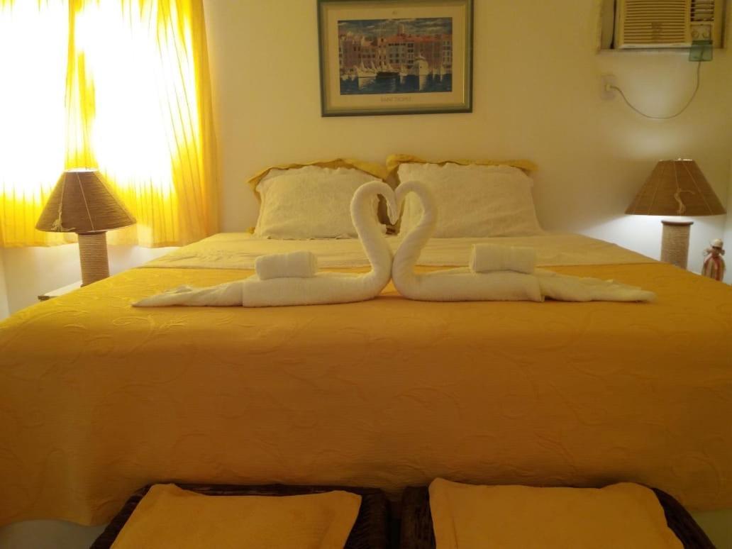 Villa Saint Tropez Cabo Frio Eksteriør billede